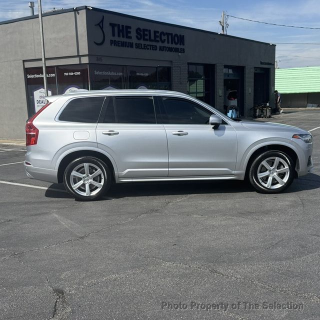 2020 Volvo XC90 T6 AWD MOMENTUM w/ NAVIGATION & PANO ROOF - 23078595 - 14