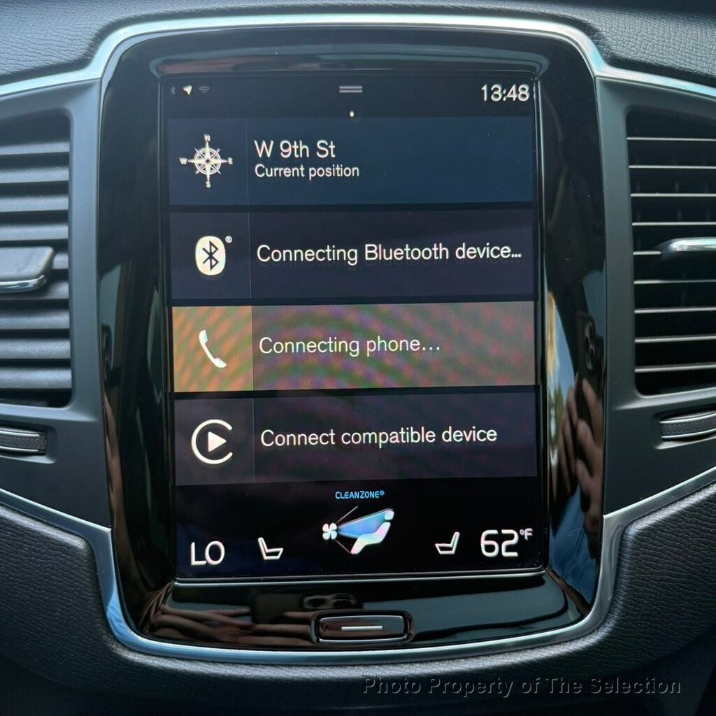 Volvo XC90 photo 29