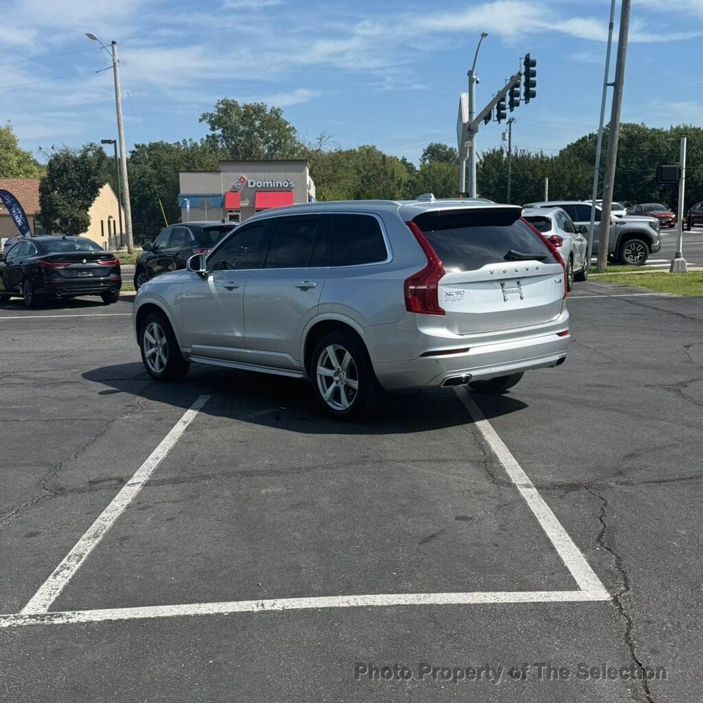 Volvo XC90 photo 7