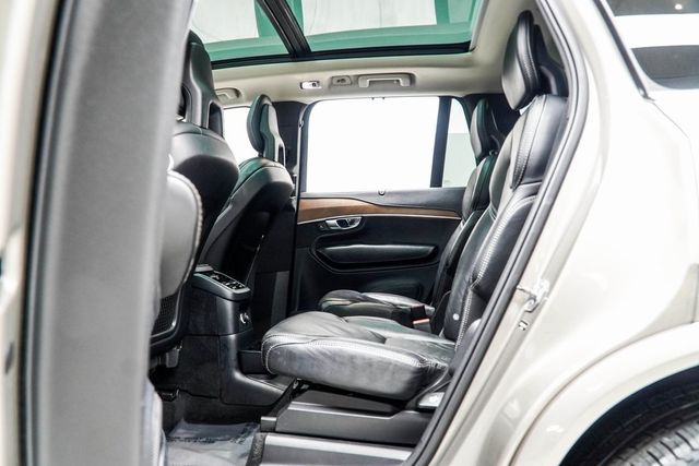 2020 Volvo XC90 T8 eAWD Plug-In Hybrid Inscription 6 Passenger - 22979871 - 36