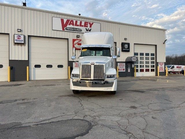 2020 Western Star 5700 2020 WESTERNSTAR 5700 DAY CAB - 23012896 - 1