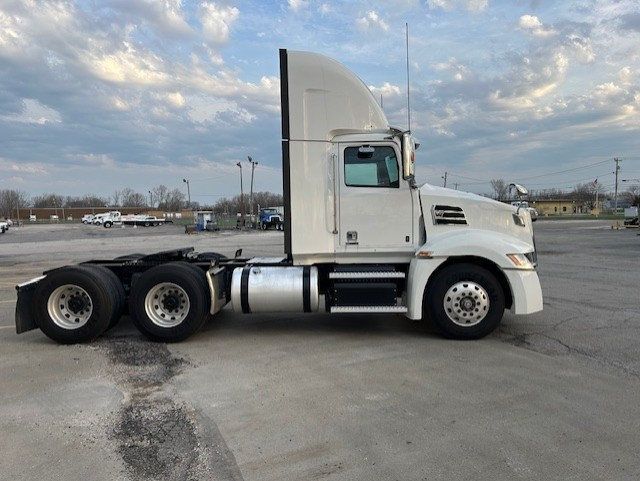 2020 Western Star 5700 2020 WESTERNSTAR 5700 DAY CAB - 23012896 - 3