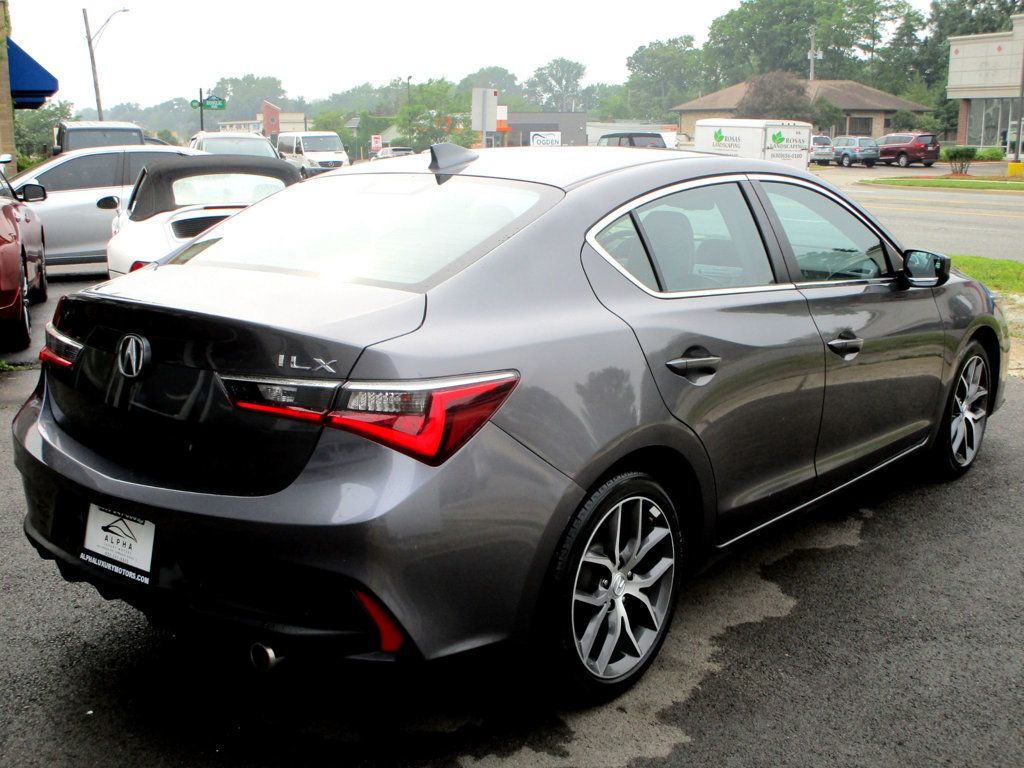 2021 Acura ILX Premium photo 8