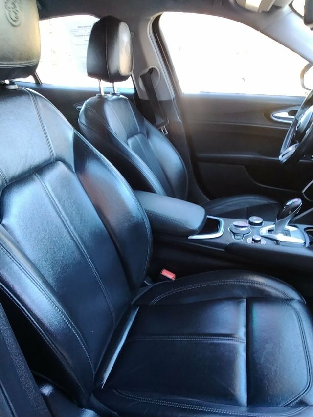 2021 Alfa Romeo Giulia RWD - 22977021 - 10