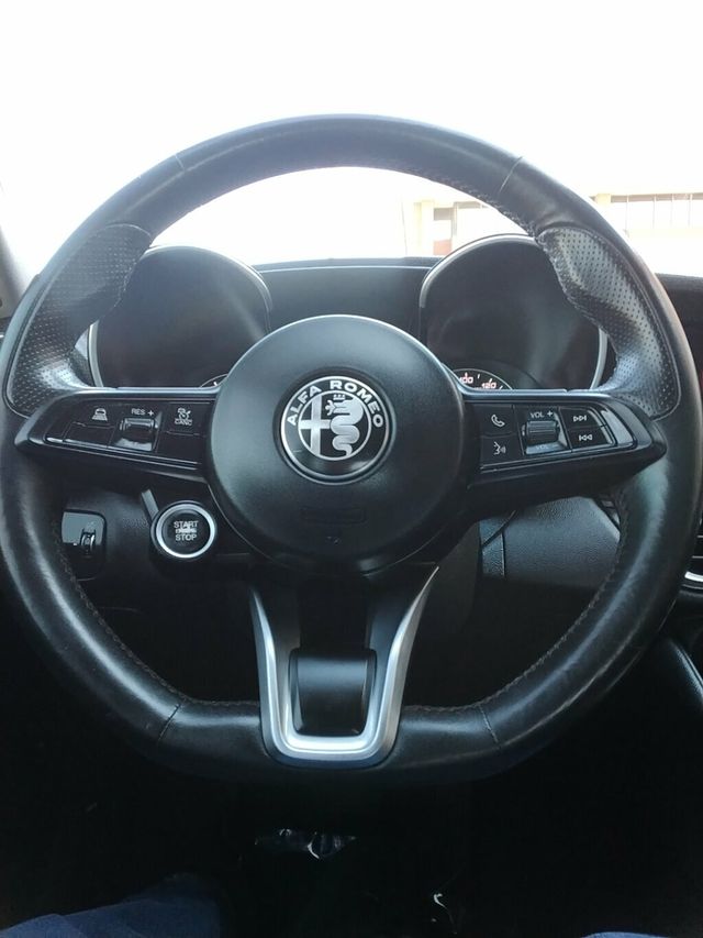 2021 Alfa Romeo Giulia RWD - 22977021 - 13