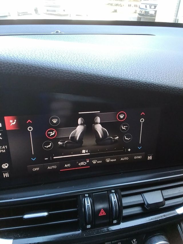 2021 Alfa Romeo Giulia RWD - 22977021 - 18