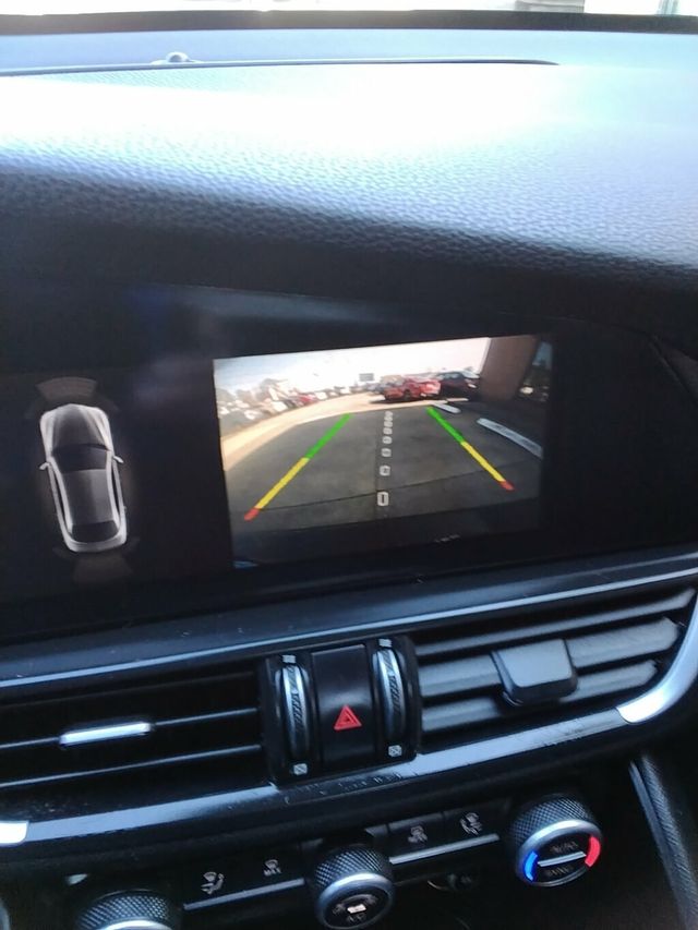 2021 Alfa Romeo Giulia RWD - 22977021 - 19