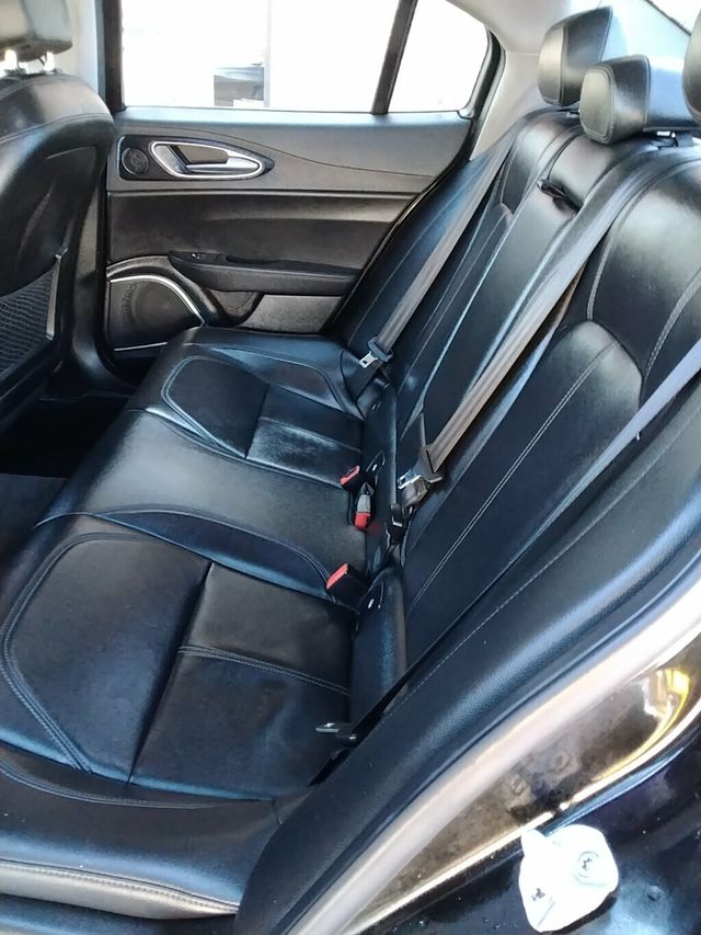 2021 Alfa Romeo Giulia RWD - 22977021 - 8