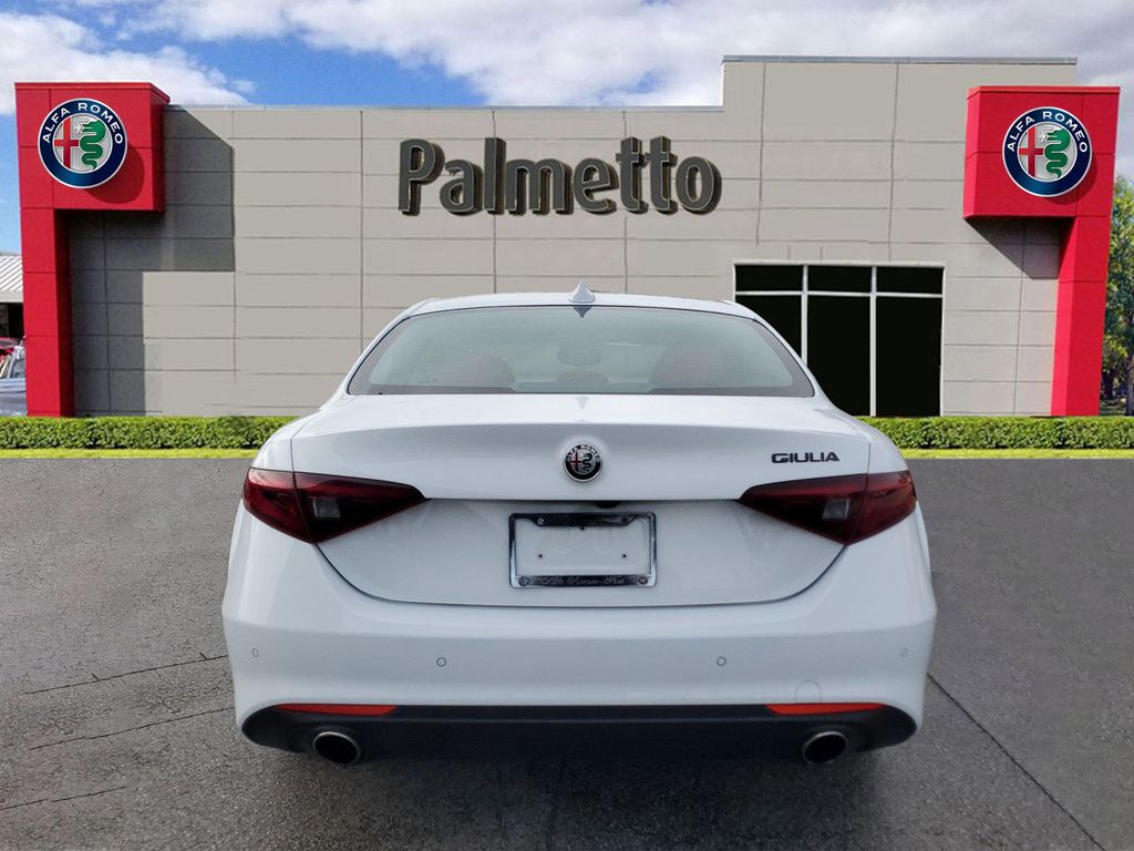 2021 Alfa Romeo Giulia RWD - 22279489 - 3