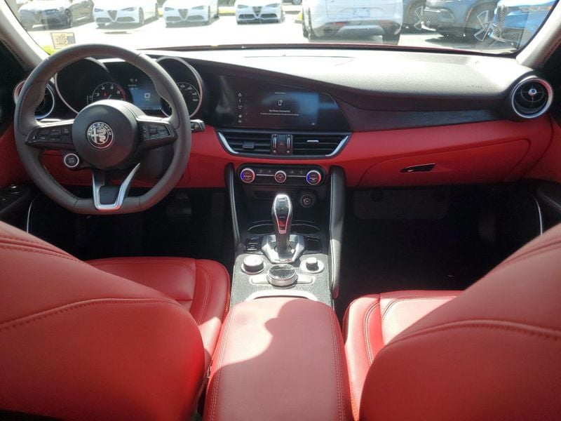 2021 Alfa Romeo Giulia RWD - 22409067 - 10