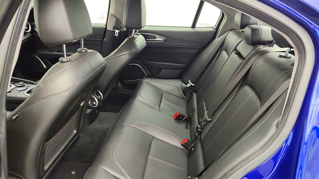 2021 Alfa Romeo Giulia Sprint AWD Nero Edizione w/ Sun & Sound Pkg & Performance Pkg - 23021492 - 19