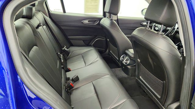 2021 Alfa Romeo Giulia Sprint AWD Nero Edizione w/ Sun & Sound Pkg & Performance Pkg - 23021492 - 21