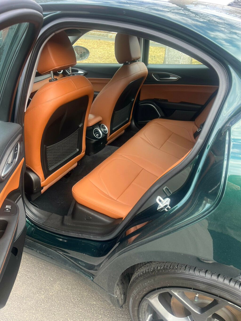 2021 Alfa Romeo Giulia Ti AWD - 22990084 - 6