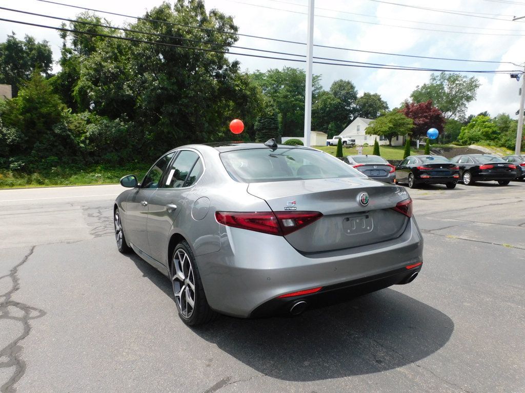 2021 Alfa Romeo Giulia Ti AWD - 22489196 - 2