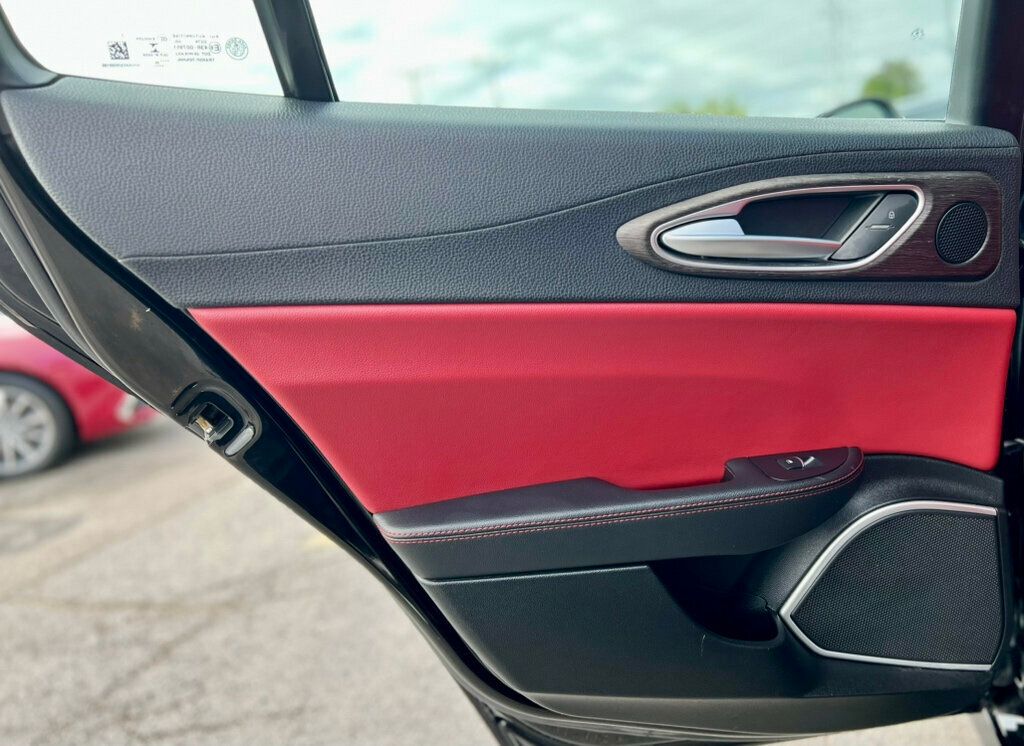 2021 Alfa Romeo Giulia Ti RWD - 22924955 - 11