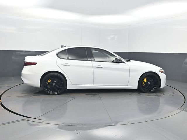 2021 Alfa Romeo Giulia Ti RWD - 22992680 - 30