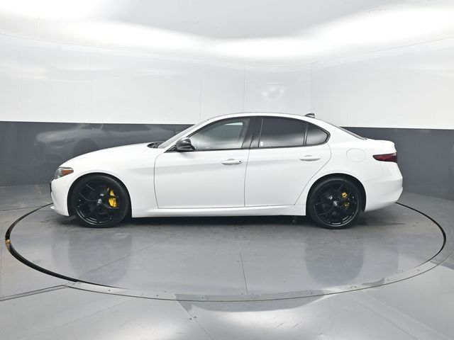 2021 Alfa Romeo Giulia Ti RWD - 23062526 - 2