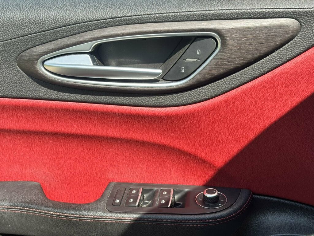 2021 Alfa Romeo Giulia Ti RWD - 23067287 - 28