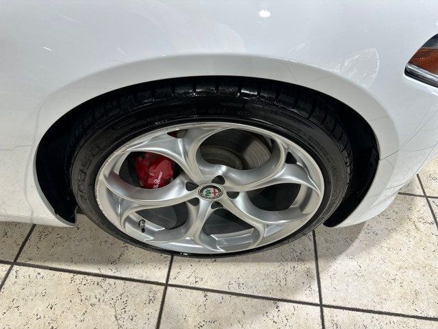 2021 Alfa Romeo Giulia Ti Sport RWD - 22580616 - 25