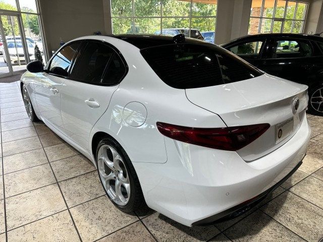 2021 Alfa Romeo Giulia Ti Sport RWD - 22580616 - 3