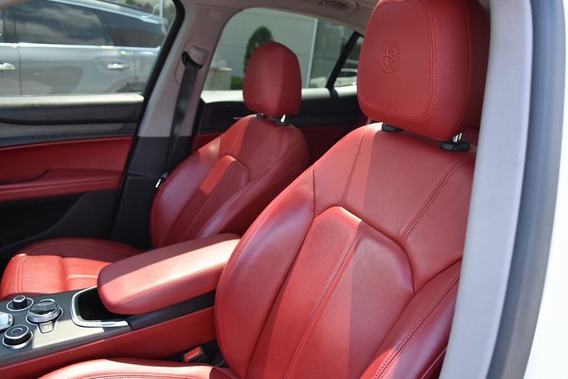 2021 Alfa Romeo Stelvio Ti photo 29