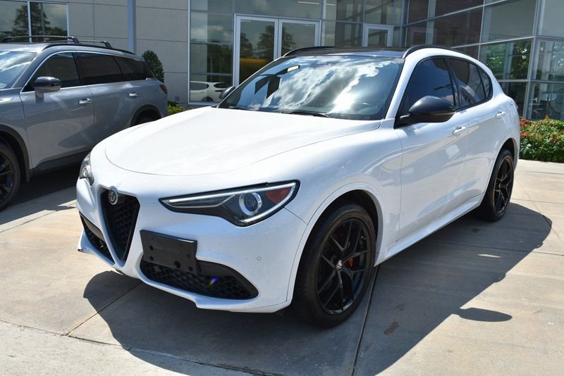 2021 Alfa Romeo Stelvio Ti photo 6