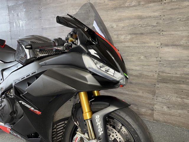 2021 Aprilia RSV4 Factory 1100 One Owner! - 23072961 - 7