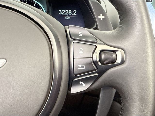 2021 Aston Martin DBS Superleggera Volante - 22994396 - 19