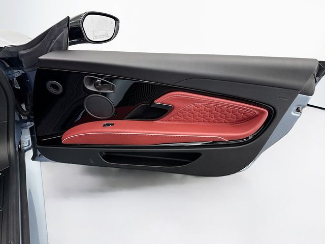 2021 Aston Martin DBS Superleggera Volante - 22994396 - 30
