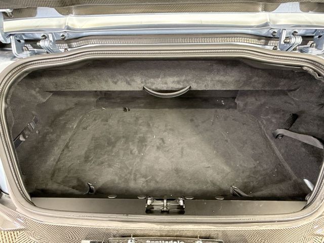 2021 Aston Martin DBS Superleggera Volante - 22994396 - 31