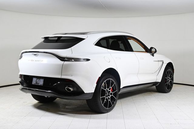 2021 Aston Martin DBX 550 - 22944479 - 23