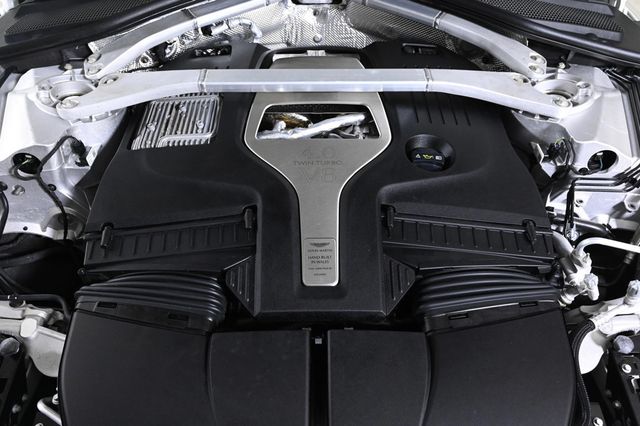 2021 Aston Martin DBX 550 - 22944479 - 26