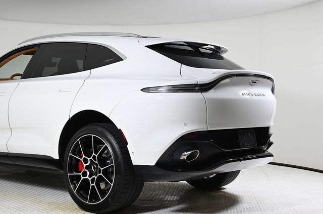 2021 Aston Martin DBX 550 - 22944479 - 8
