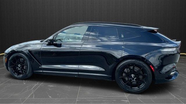 2021 Aston Martin DBX AWD - 23058557 - 4
