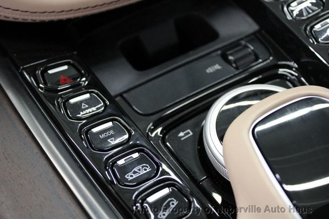 2021 Aston Martin DBX AWD - 22883596 - 28
