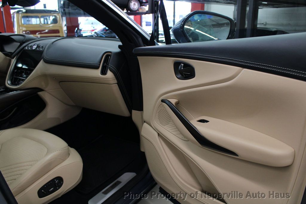 2021 Aston Martin DBX AM8 photo 39
