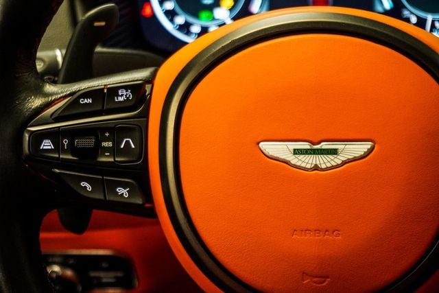 2021 Aston Martin DBX AWD - 22885333 - 15