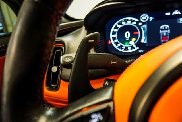 2021 Aston Martin DBX AWD - 22885333 - 17