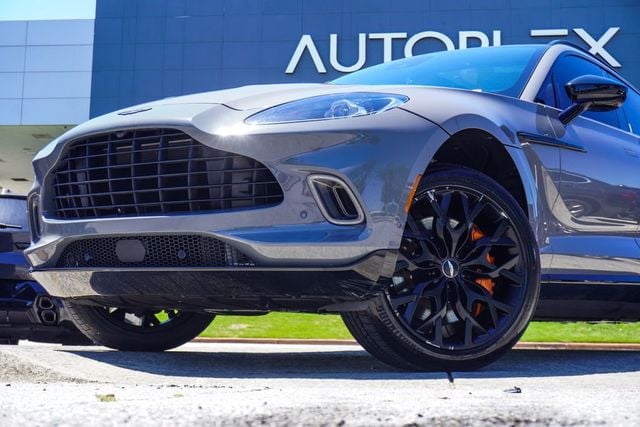 2021 Aston Martin DBX AWD - 22885333 - 1
