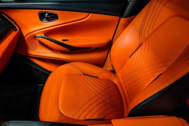 2021 Aston Martin DBX AWD - 22885333 - 26