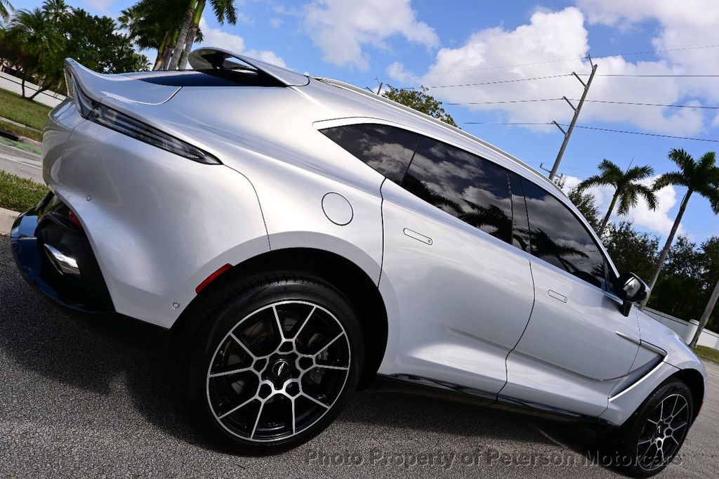 2021 Aston Martin DBX AWD - 22181960 - 2