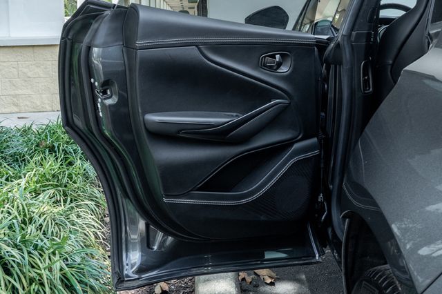 2021 Aston Martin DBX AWD - 23017303 - 30