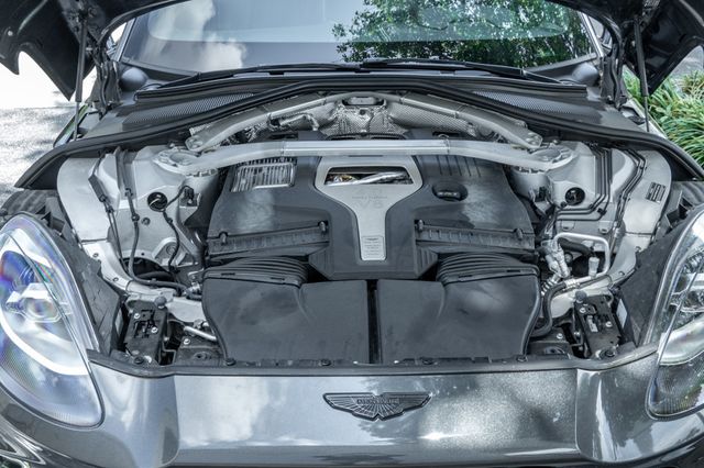 2021 Aston Martin DBX AWD - 23017303 - 32