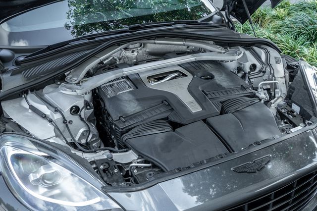 2021 Aston Martin DBX AWD - 23017303 - 33