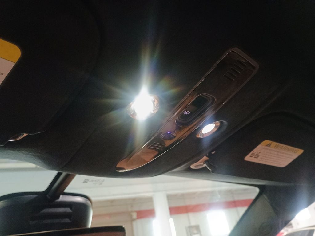 2021 Aston Martin DBX AWD Florida SUV - 22977714 - 22