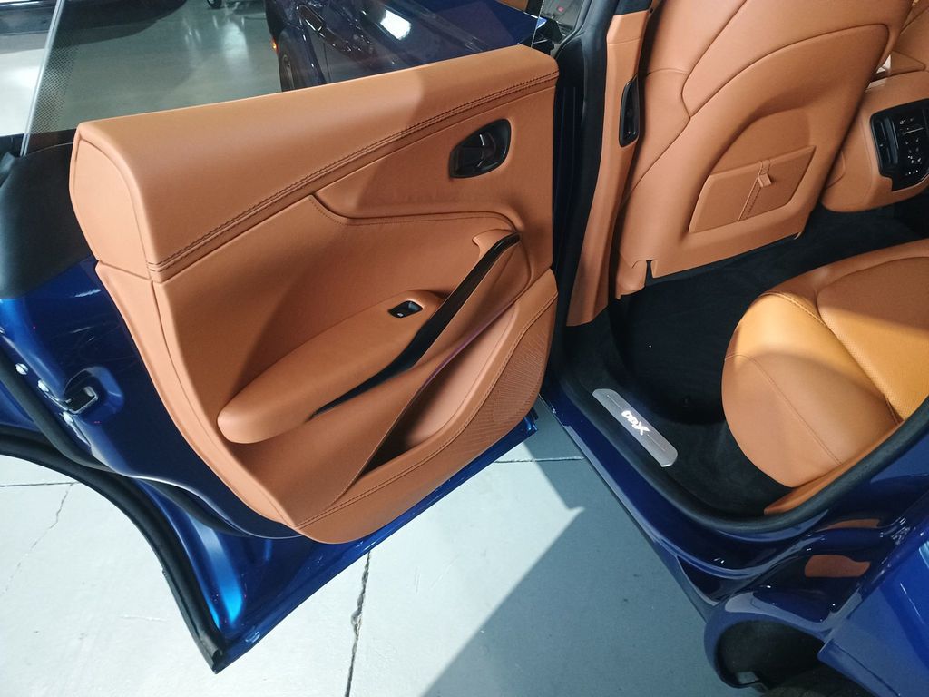 2021 Aston Martin DBX AWD Florida SUV - 22977714 - 25