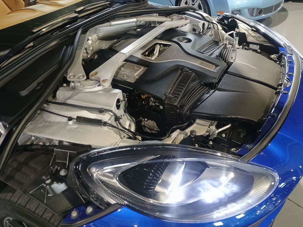 2021 Aston Martin DBX AWD Florida SUV - 22977714 - 39