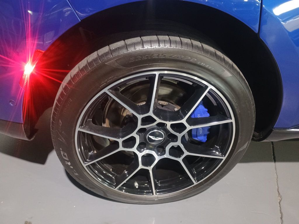 2021 Aston Martin DBX AWD Florida SUV - 22977714 - 53