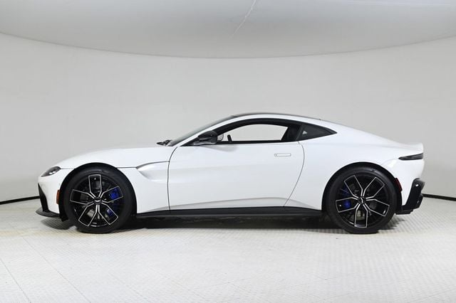 2021 Aston Martin Vantage Base - 22768947 - 12