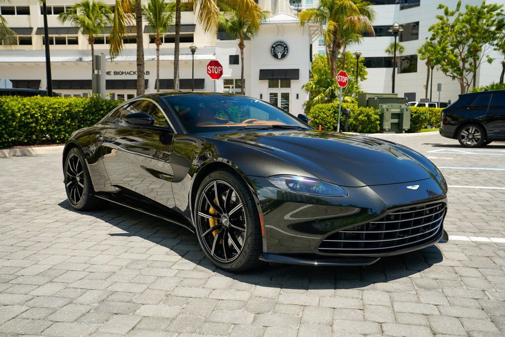 2021 Aston Martin Vantage Coupe Manual - 22900621 - 9